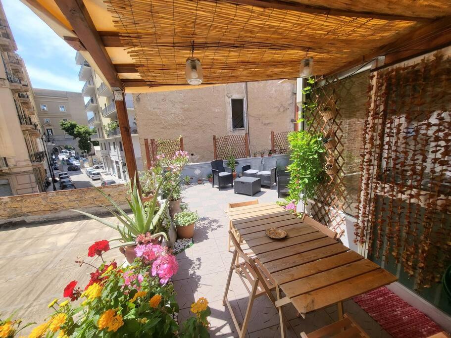 Casetta Poli- Appartamento Con Terrazza - Centro Storico Палермо Экстерьер фото